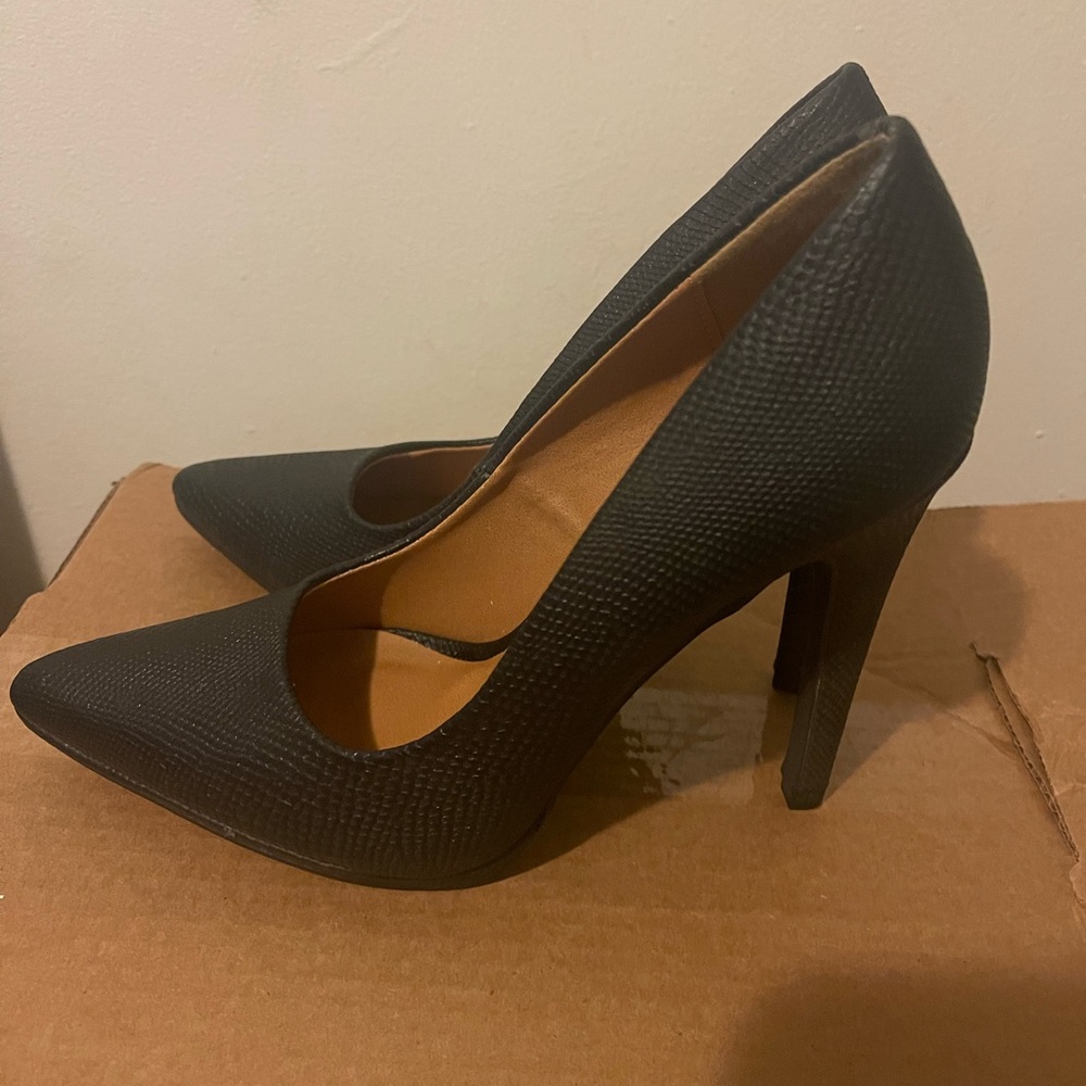 Elegant Black Women's Heels